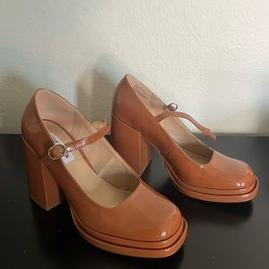 Steve Madden platform brown heels size 8 1/2